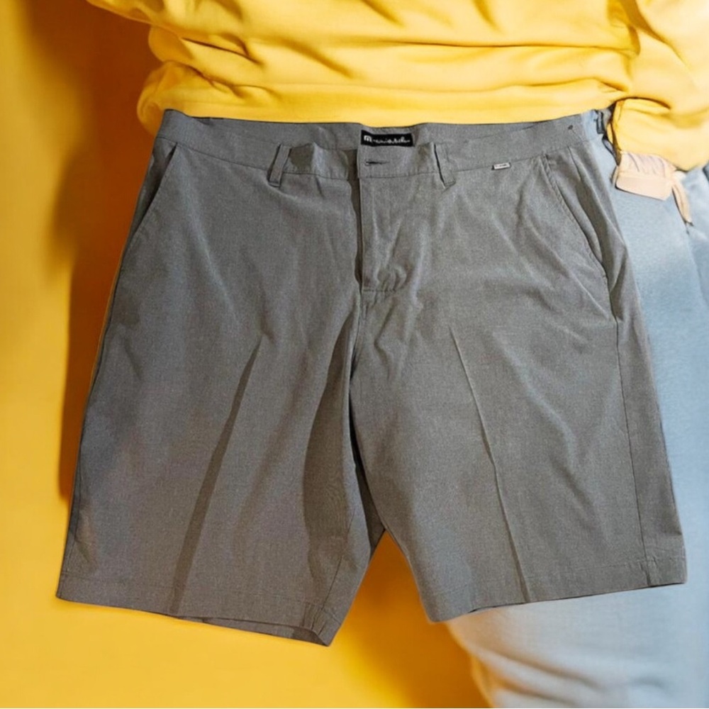 Travis Mathew Beck Shorts Men’s Size 40 Grey Casual Golf Shorts